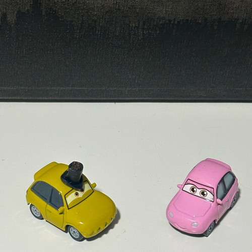 Disney Cars metal toy cars like new, set of 2, 1:55 scale
