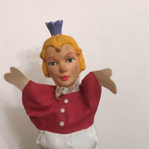Hand puppet Queen used, handmade from Czechia and France