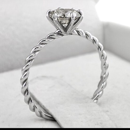 Alegras Legend solitaire ring 1.01 carat, new, white gold