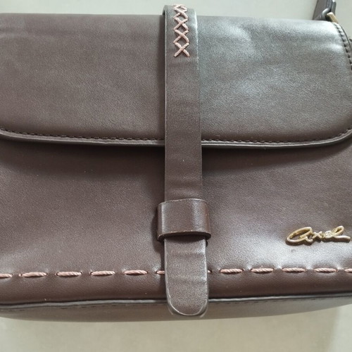 Axel crossbody bag, brown with contrast whipstitch