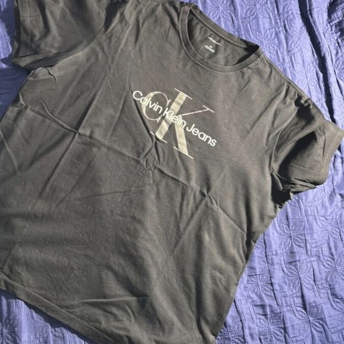 Unisex short sleeve tees used, various brands and sizes