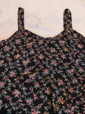 Maxi floral dress like new, black and pink, with straps and zipper