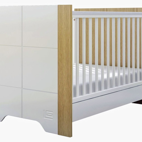 Guy Laroche baby cot like new, convertible to toddler bed up to 4 years