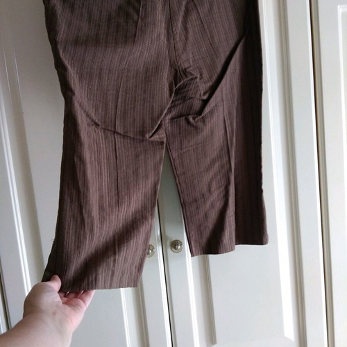 Forel women's capri pants new, size XL, brown with lace trim
