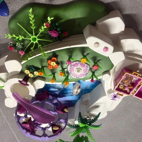 Playmobil Fairy Lake used, chest with damage