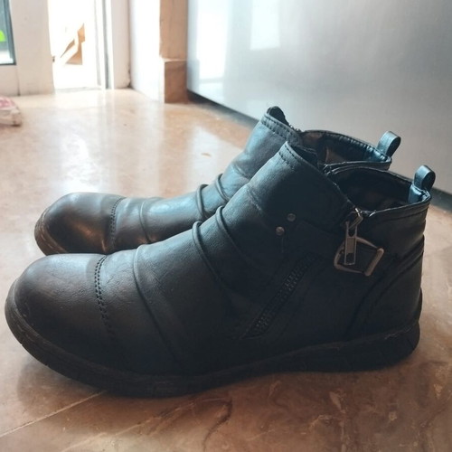 Anatomical ankle boots with fur like new, size 39, black