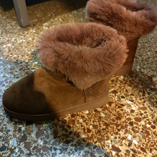 Fur boots brown size 40 like new