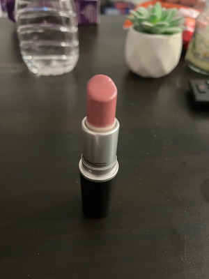 Mac lipstick used, pink