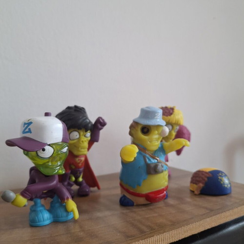 Zombiezz Series 1 Figures used, set of four