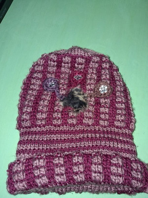Women's knit cap like new size M