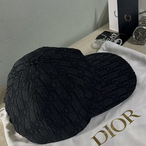 Dior Oblique Cup Hat size M, like new, black