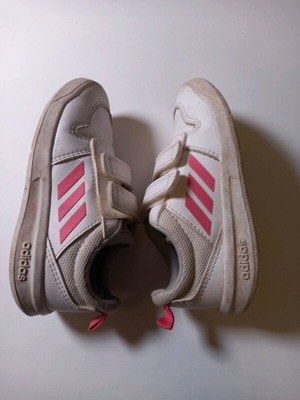 Adidas αθλητικά μεταχειρισμένα, μέγεθος 27, άσπρο και ροζ