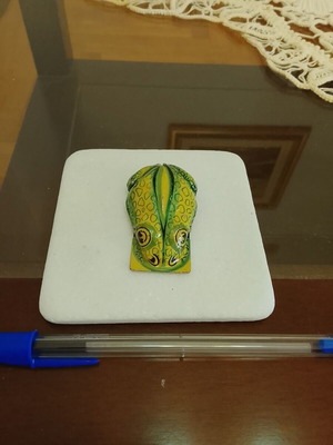 Vintage tin frog toy with lithography used