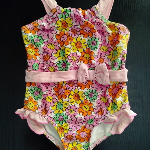 Girls' one-piece swimsuit used, size 5 years, colorful