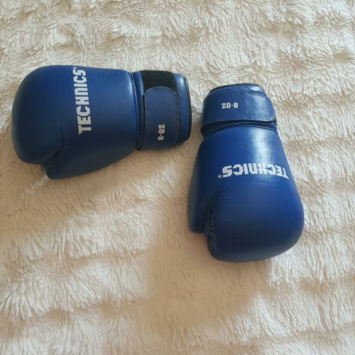 Technics leather blue 8-oz boxing gloves with velcro straps
