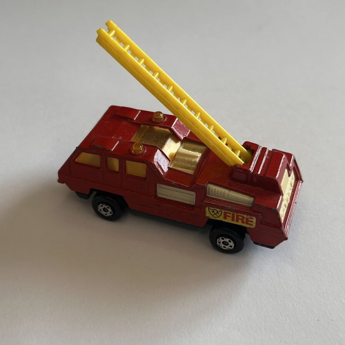 Matchbox 1975 Superfast No 22 Blaze Buster Fire Truck used