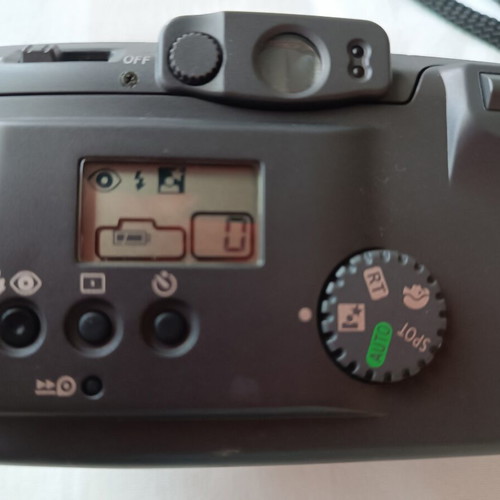 Canon Prima Super 105X 38-105mm camera like new with case