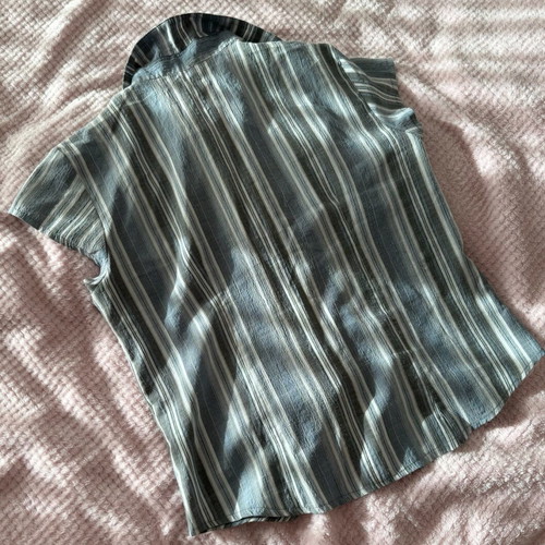 Short-sleeve pajama shirt like new, multicolor, size M