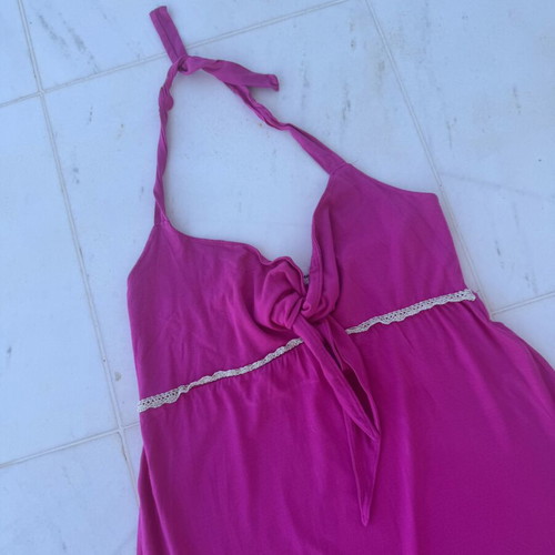 Fuchsia Maxi Summer Dress like new, halterneck with bow and lace