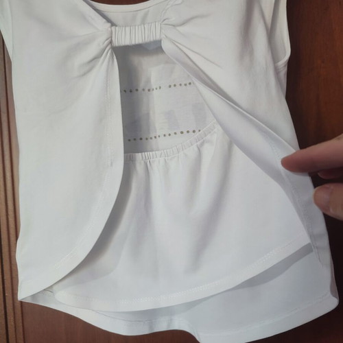 Marasil girl’s t-shirt size 8, like new, white with print