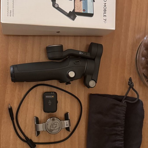 DJI Osmo Mobile 7P gimbal like new, smartphone stabilizer