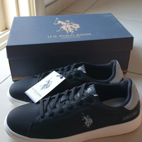U.S. Polo Assn. sneakers black and white size 42