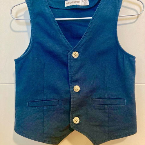 Orchestra vest like new for 4-year-old boy with Smiley shirt gift