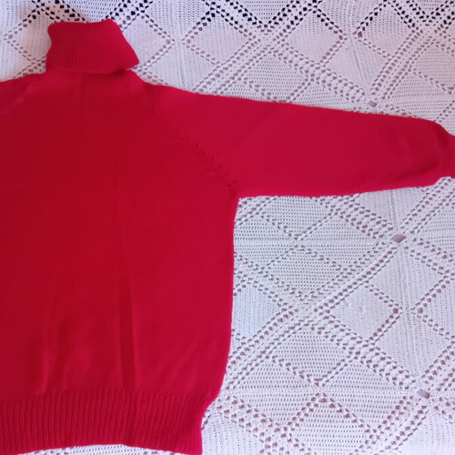 Turtleneck Sweater new, 100% wool, red, seamless French knit