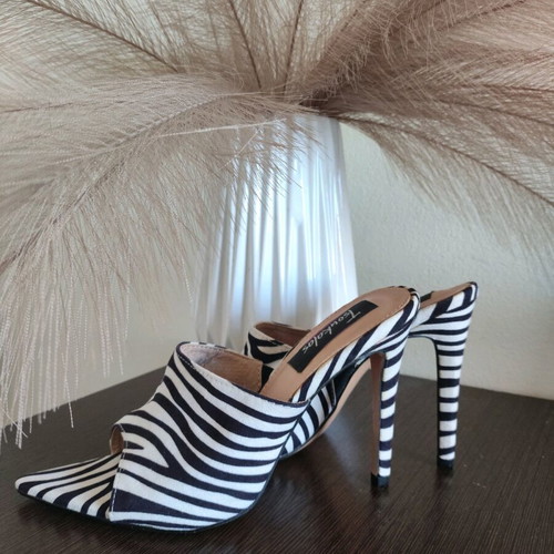 Zebra sandals new Tsoukalas Shoes size 37-38, 10 cm heel