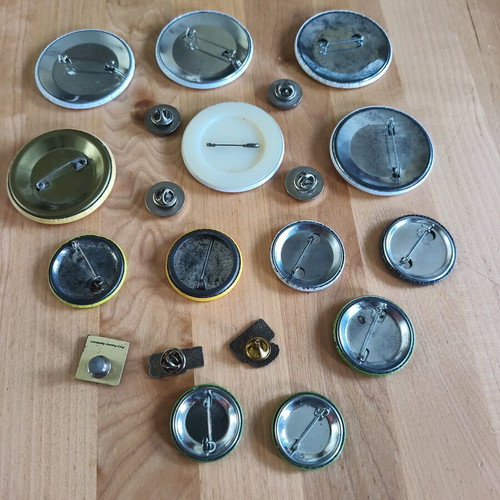 Ecological Space Pins used, pack
