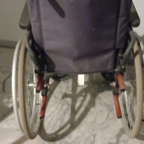 Levitas manual wheelchair, excellent condition