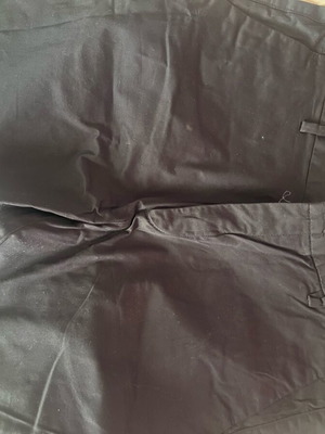 H&M men's bermuda shorts dark blue like new