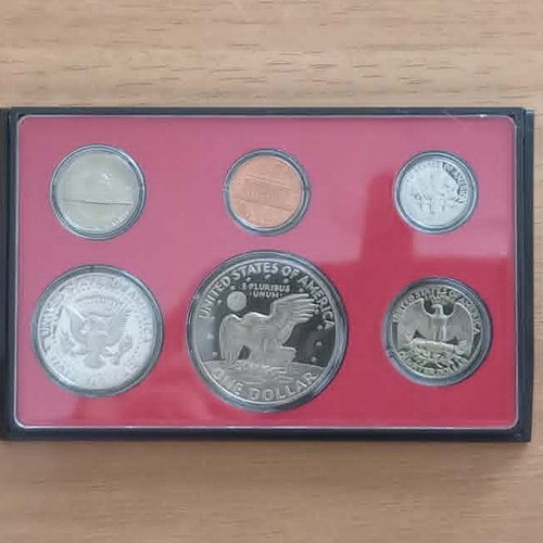 1974 US Mint Proof Set with Eisenhower Dollar and Kennedy Half