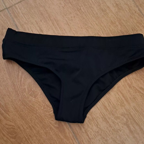 Bdtk swimsuit bottom like new, size M, black