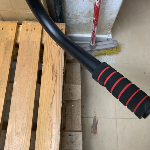 Pull-up bar like new