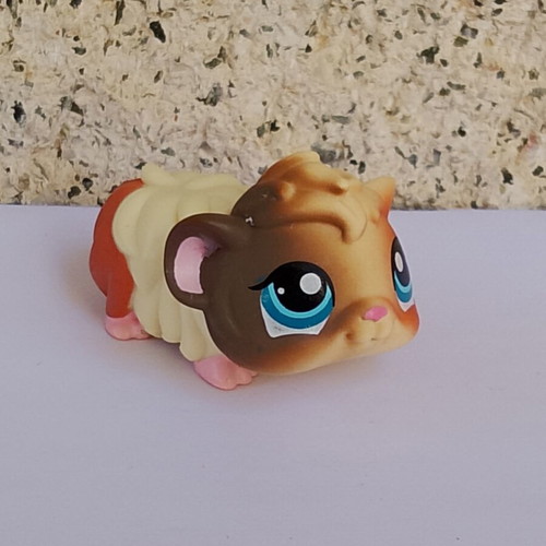 Littlest Pet Shop (LPS) Hasbro figures like new