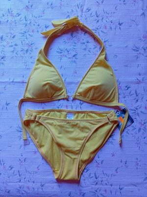 Bikini size M 38 10 yellow new with removable padding