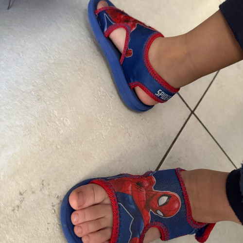 Marvel Spider-Man kids sandals size 25-26 like new