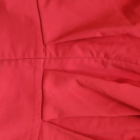 Bsb red high-waisted pleated skirt like new