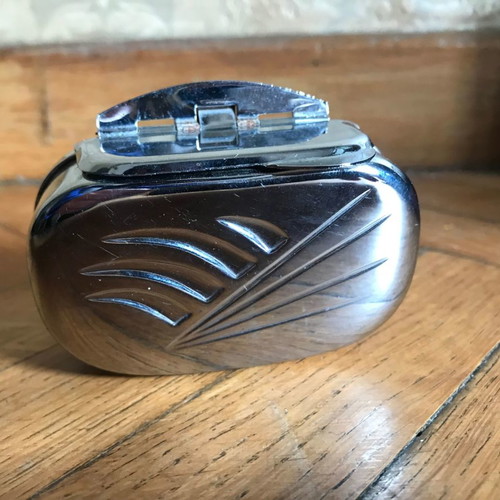 Metal car ashtray used with magnets, retro vintage style
