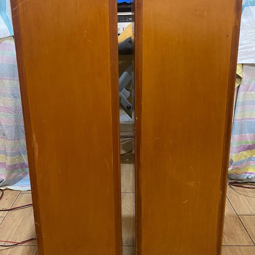 Vintage floor speakers upgraded with Nokia Germany woofers and Foster Japan tweeters used