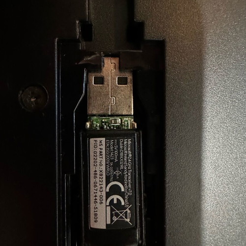 Microsoft Wireless Keyboard 2000 (Model 1477) used with adapter issue