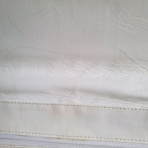 White envelope bag like new with strap