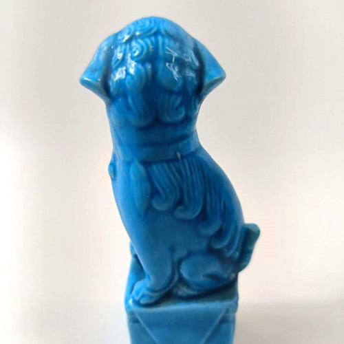 Pair of vintage Chinese Foo Dogs in like new condition, turquoise porcelain