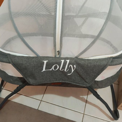 Cangaroo Lolly baby cot used with mattress and mosquito net
