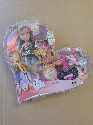 Bratz Pampered Pupz Yasmin 2006 new