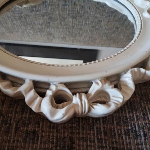Vintage mirror with angels used, white-beige resin-like material