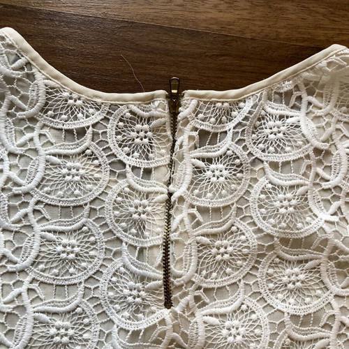 Zara lace blouse Large like new, off-white