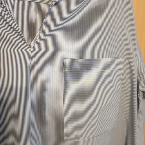 Oversized NEMA dress size M like new, white and blue
