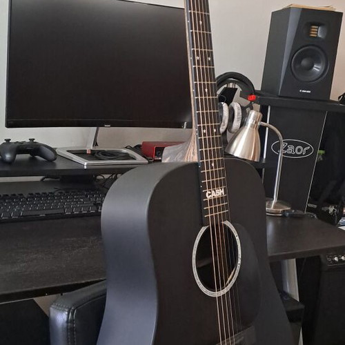 Martin Acoustic Guitar DX Johnny Cash like new
